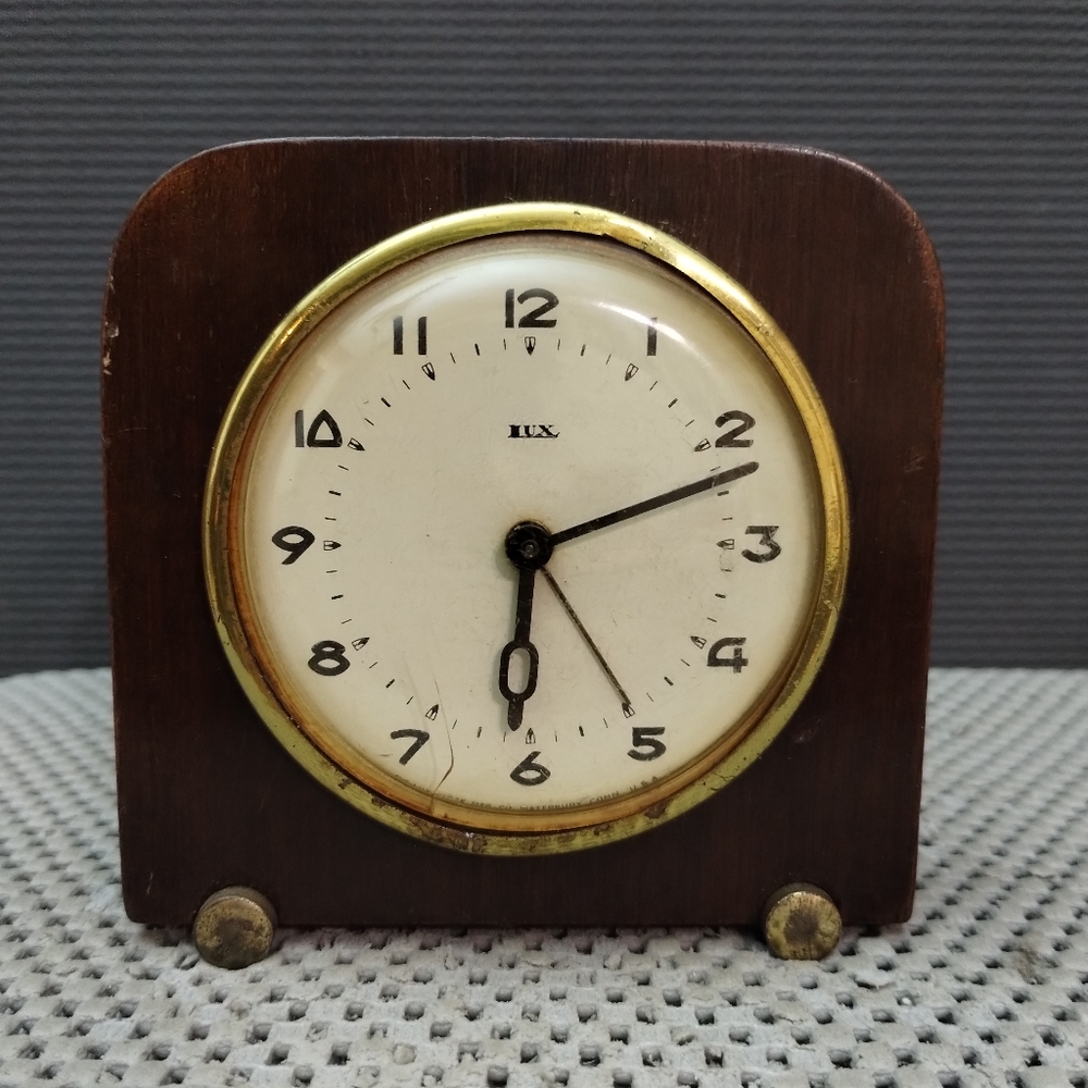 Vintage Lux Alarm Clock for Parts or Restore -Waterbury CT
